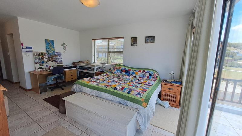 4 Bedroom Property for Sale in Jongensfontein Western Cape